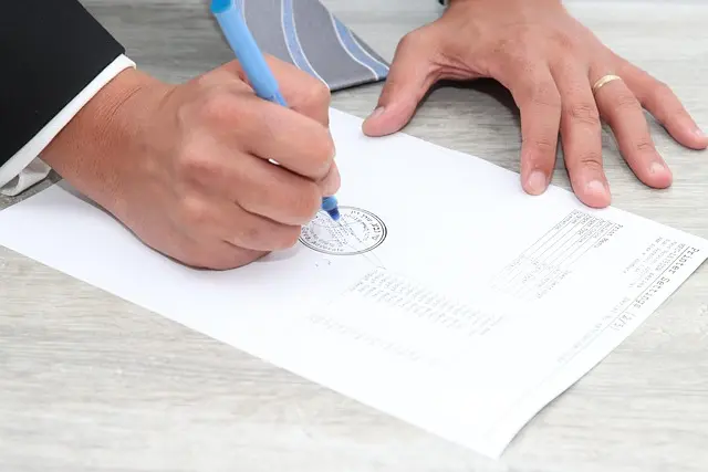 Contract Drafting Egypt for bilingual contract drafting Egypt, Bilingual Contracts for Egypt, real estate bilingual agreement Egypt, and foreign clients legal services Egypt