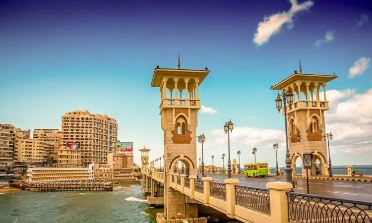 UK documents prepared for Egypt with identity review, name checking, FCDO apostille, Egyptian Consulate legalisation and DHL delivery