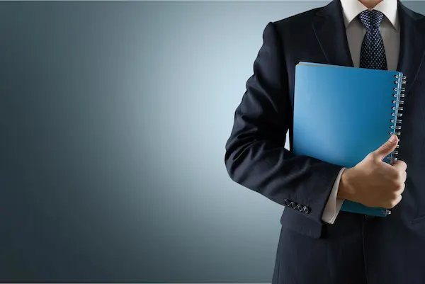 Enforce a UK court judgment in Egypt with review of the judgment file, service record, appeal status and Egyptian exequatur route