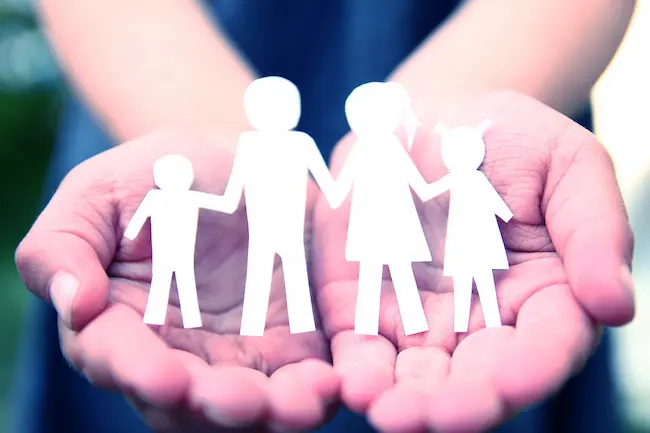 How UK Passport Holders Can File for Divorce in Egypt with divorce in Egypt for British nationals, Egyptian divorce lawyer for British expats, divorce lawyer Egypt for UK citizens, and UK to Egypt divorce filing steps